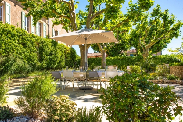 Provençal country house with character in the countryside - Image 3