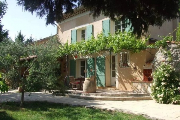 Provencal 19th century mas in the heart of 10 hectares - Image 1